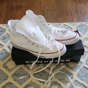 Brand new Converse Sneakers